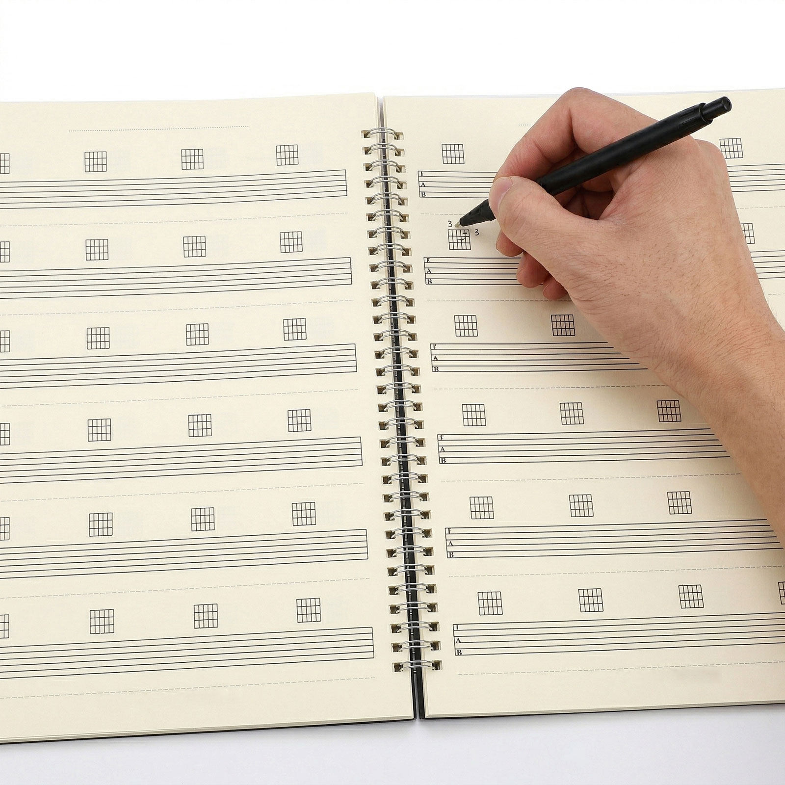2 stuks gitaartabulatuur notit - Blank Sheet Music Notebook recensie en prijs